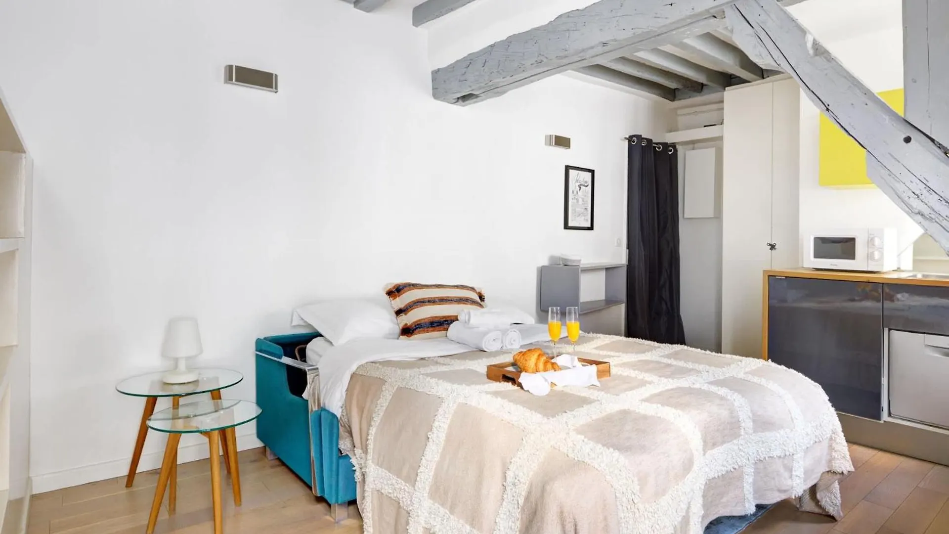 Apartment Bnbnova - Le Marais & Pompidou Paris