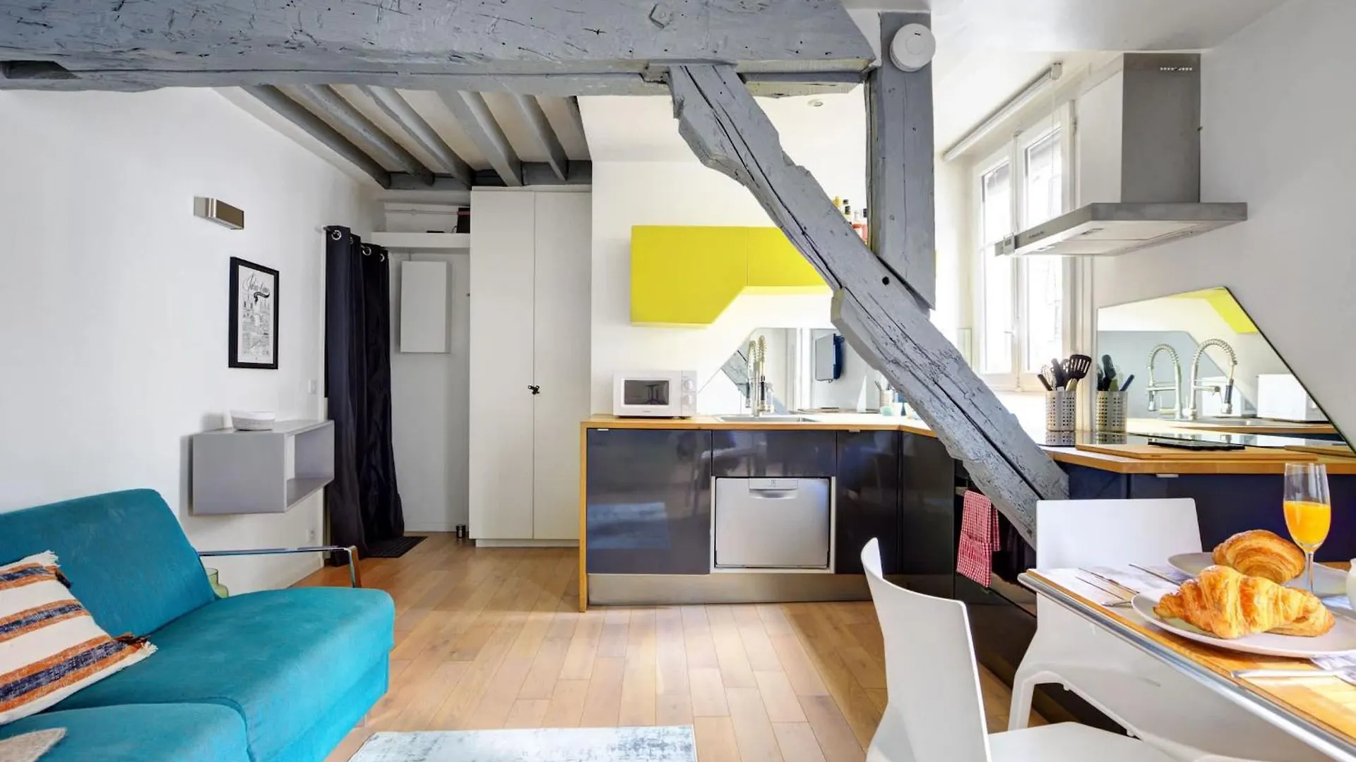 Bnbnova - Le Marais & Pompidou Paris Apartment